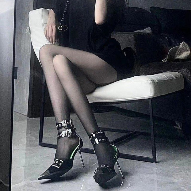 Super High Heel Metal Pointed  - Resistance Bands 评论和价格